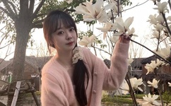 宝贝把内衣脱了我想吃胸